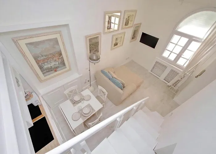 Apartment Della Fonte D'olio Rom